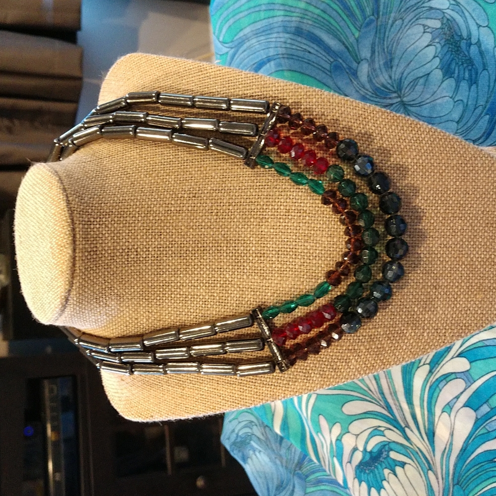 NWT Gunmetal and Swarovski Elements necklace, Stunning!